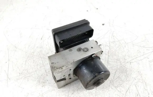 Mercedes-Benz SLK R171 ABS Pump A0064310412 A0365454132