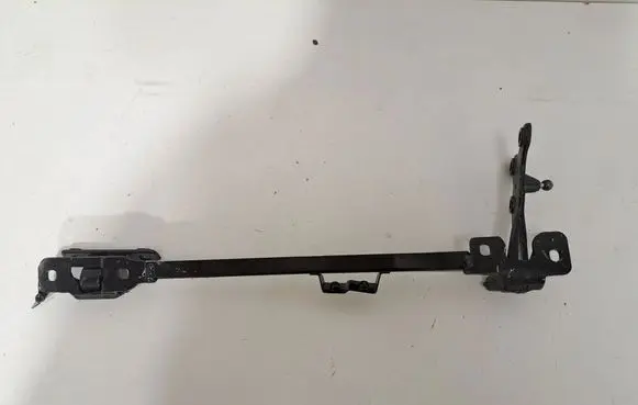 BMW i8 Front door upper hinge 7457822