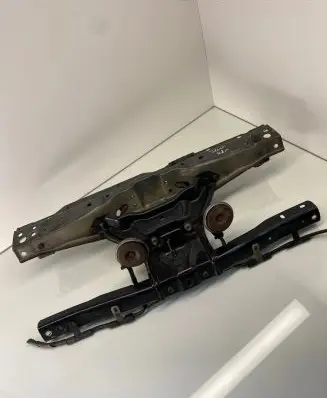 Suzuki Grand Vitara II Top upper radiator support slam panel