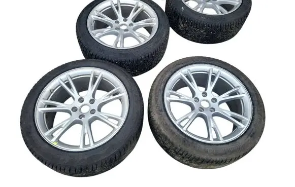 Tesla Model Y R19 alloy rim 118822200B
