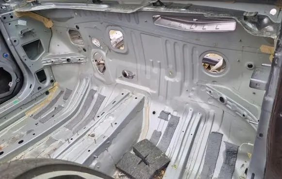 Opel Insignia B Engine compartment bulkhead 