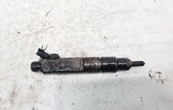 Audi 100 S4 C4 Fuel injector 046130201F