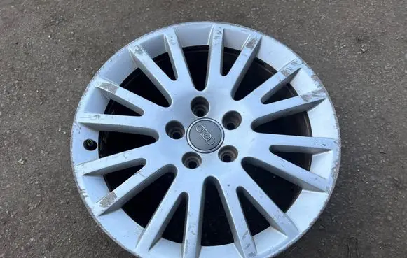 Audi A3 S3 A3 Sportback 8P R20 alloy rim 8p0601025bf