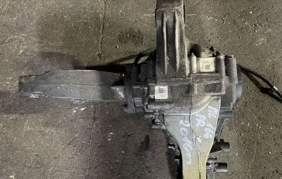 Mercedes-Benz ML W166 Front differential C210061 D130054 A0614093