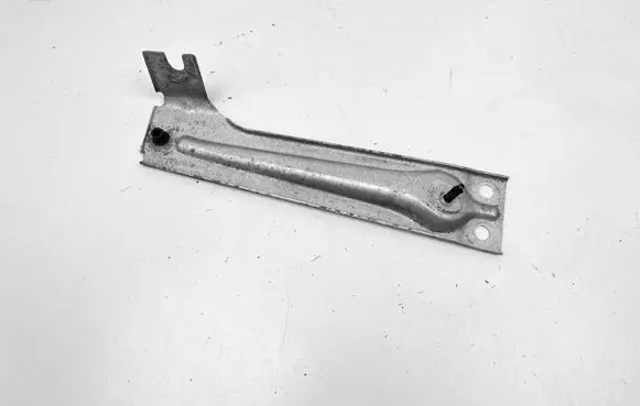 Audi A2 Fender mounting bracket 8Z0805457A