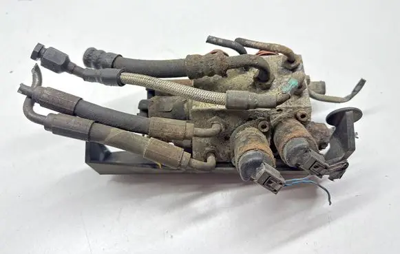 BMW 3 E36 Active stabilizer control/valve assembly 6781487 6753029 37206781487