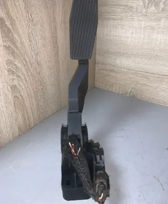 Opel Zafira A Accelerator throttle pedal 90581208 0281002298 088101627