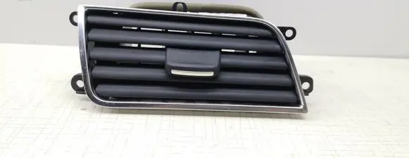 Audi A8 S8 D4 4H Dashboard side air vent grill/cover trim 4H1820902A