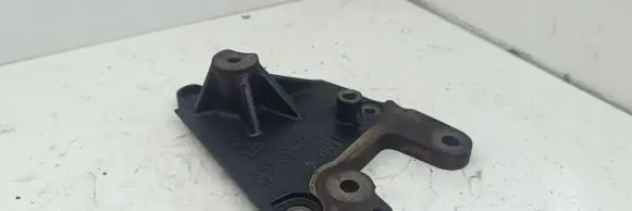 Volkswagen Golf V Engine mounting bracket 06d109493f