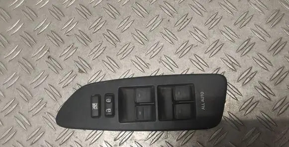 Toyota Auris 150 Electric window control switch 7423202550