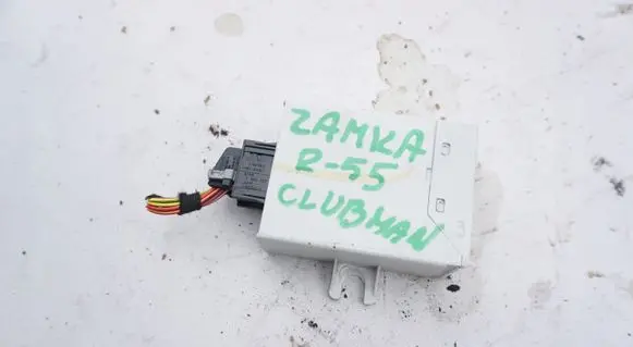 Mini One - Cooper Clubman R55 Wing mirror control module 9177975