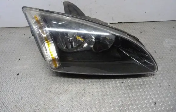 Ford Focus Headlight/headlamp 4M5113W029J 4M5113W029JE