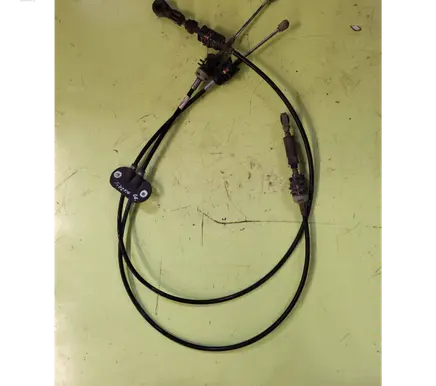 Gear shift cable linkage