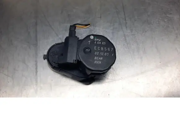 BMW X3 E83 Coolant heater control valve 