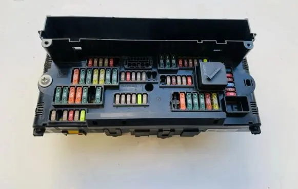 BMW 5 GT F07 Fuse box set 923442101 9234421-01