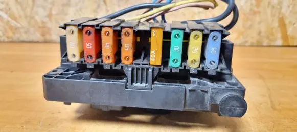 Citroen C6 BSM Control unit 9661682680 BSML0200 S118983002Q
