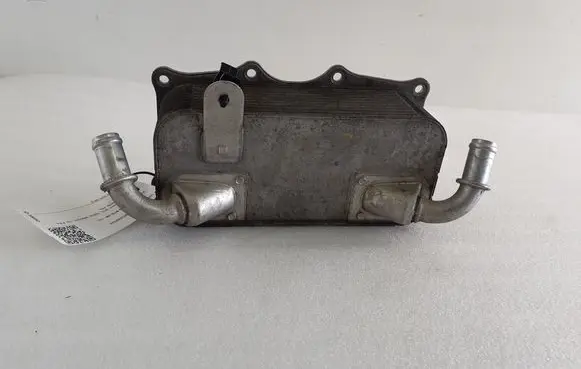 Engine oil radiator