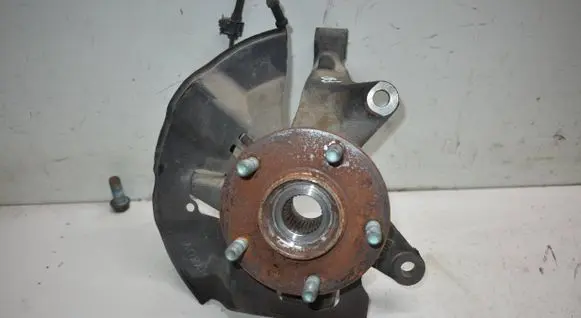 Mazda CX-7 Front wheel hub