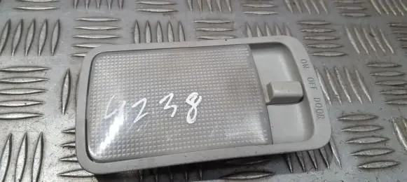 Toyota Avensis Verso Rear seat light