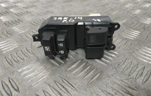 Toyota Yaris Electric window control switch 192831