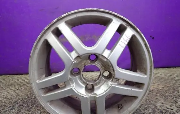 Ford Focus R15 alloy rim 98BADA