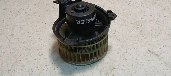 Chrysler Voyager Heater fan/blower AY166100 70113
