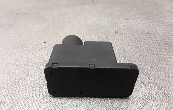 Audi A6 S6 C4 4A Central locking vacuum pump 4A0862257C