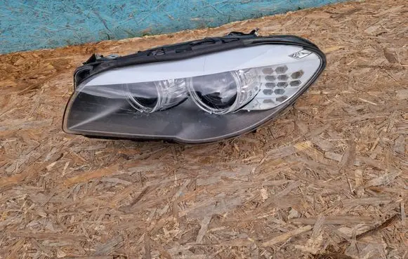 Headlight/headlamp