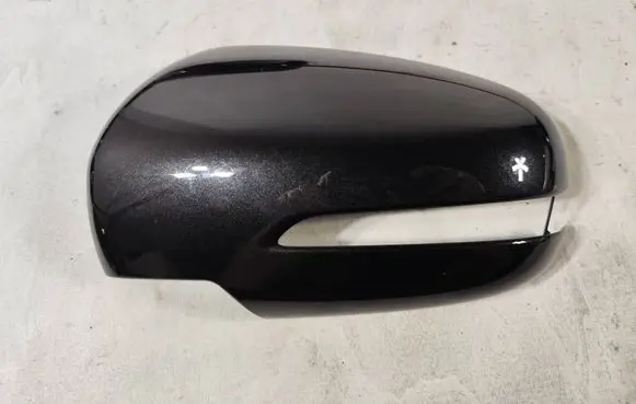 Suzuki SX4 S-Cross Plastic wing mirror trim cover 7102013L
