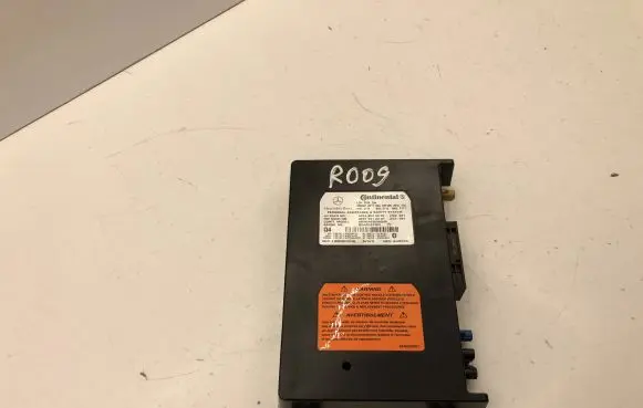 Mercedes-Benz C W204 Bluetooth control unit module A2319003002