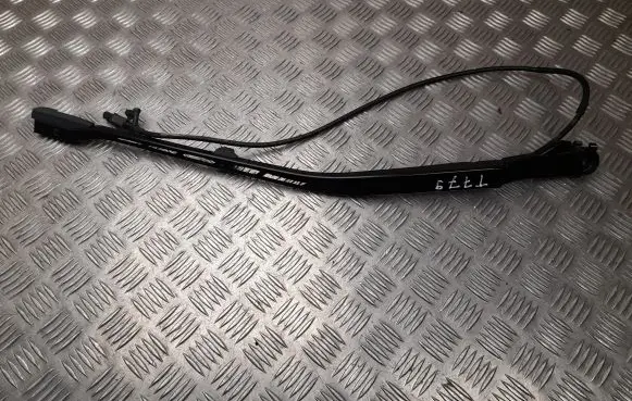 Volvo S90, V90 Front wiper blade arm 31440421