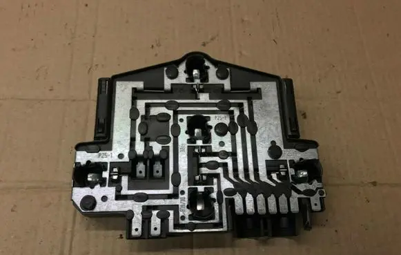 Volkswagen Jetta II Tail light bulb cover holder 165945257