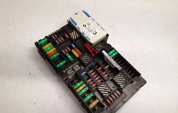 BMW 7 G11 G12 Fuse module 61149393144