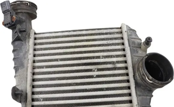 Volkswagen PASSAT B5.5 Intercooler radiator 3B0145805J 0261230266