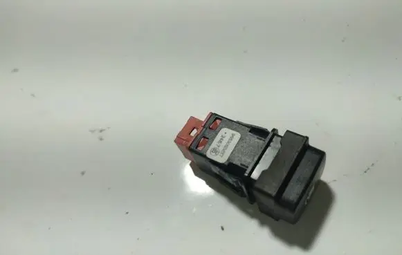 Citroen C4 I Picasso Fuel tank opening switch 96530658XT