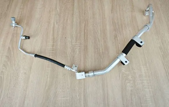 BMW X6 G06 Air conditioning (A/C) pipe/hose 9496579