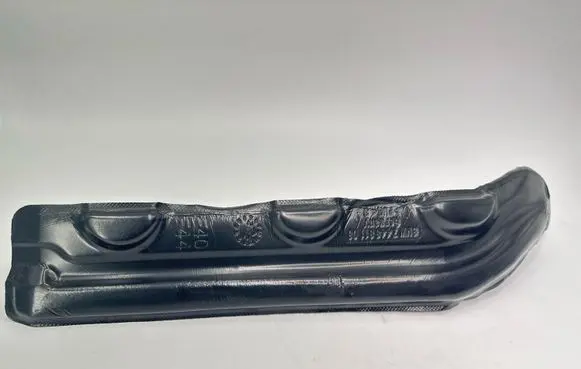 BMW 2 F44 Fender foam support/seal 7448811