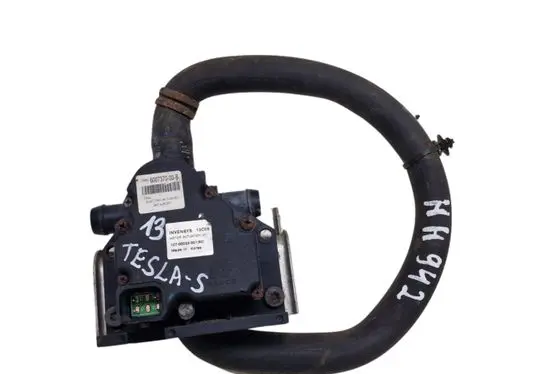 Tesla Model S Coolant heater control valve 600737000B