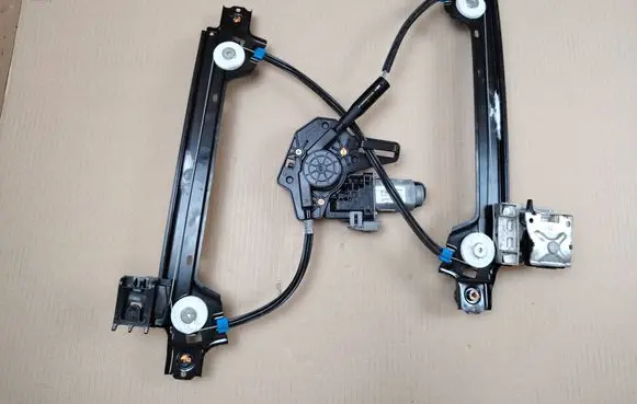 Tesla Model X Rear door window regulator with motor 102882000C 16937130