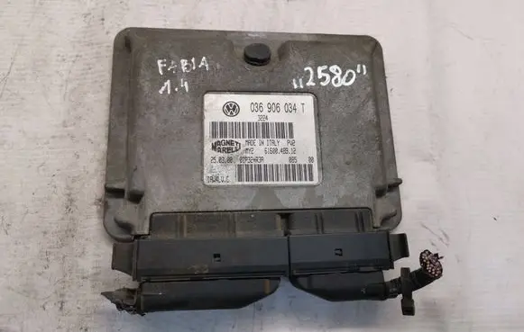 Skoda Fabia Mk1 (6Y) Engine control unit/module 036906034T 01P32R3A 6160048912