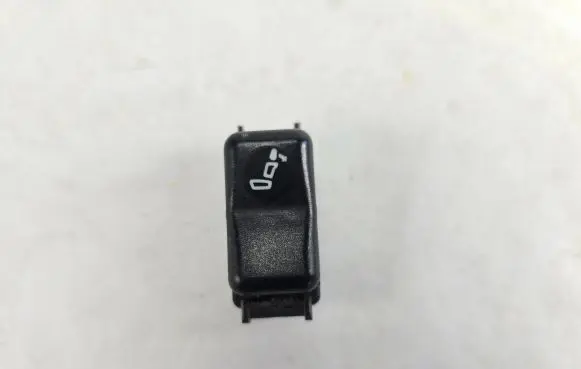 Mercedes-Benz E W124 Seat control switch 1248202610