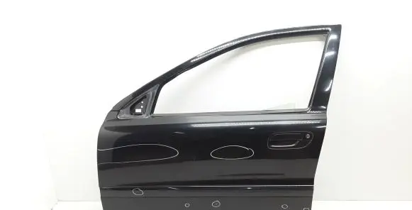 Volvo V70 Front door
