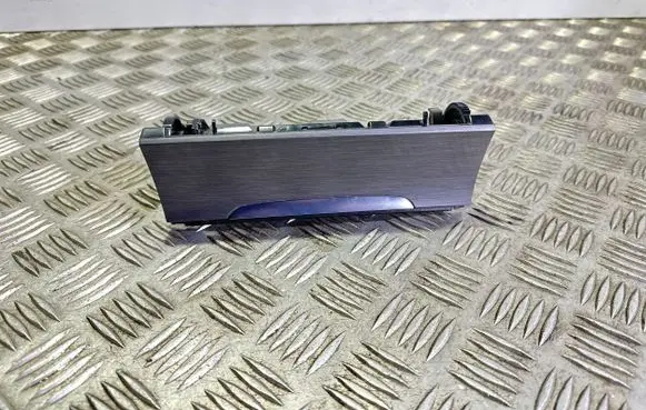Volkswagen PASSAT B7 Ashtray (front) 3C0863284K