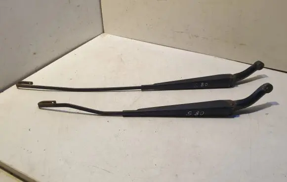 Volvo S80 Front wiper blade arm 9484615 9484619