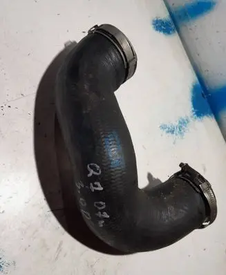 Audi Q7 4L Intercooler hose/pipe 7L6145972E