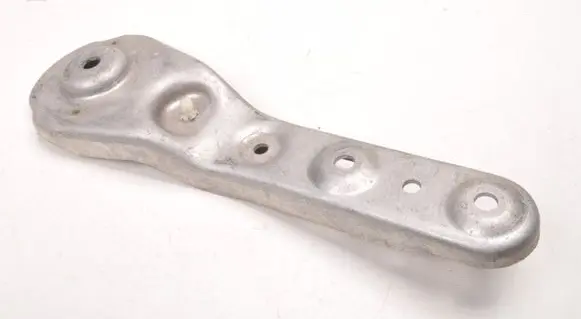 BMW 5 G60 G61 Generator/alternator bracket 1543442