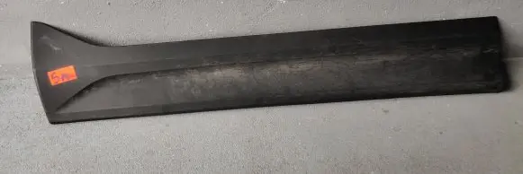 Volvo XC40 Side skirt front trim 31448336