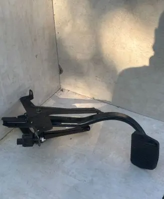 Volvo S80 Brake pedal 8622064 04W322