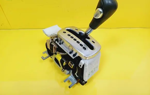 Audi A8 S8 D2 4D Gear shifter/selector 