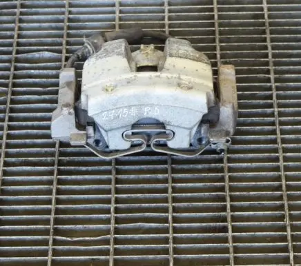 Volvo XC60 Front brake caliper 31471664